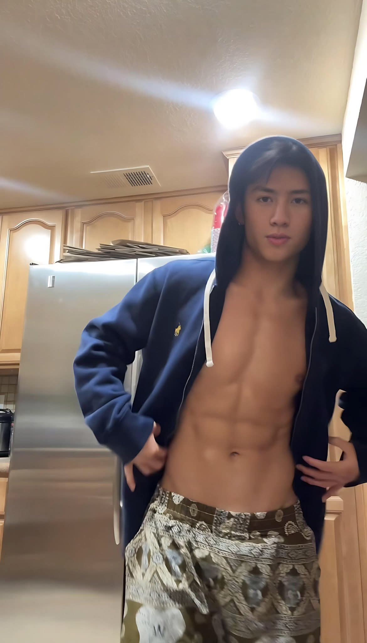 phoboy Hot or Not photo