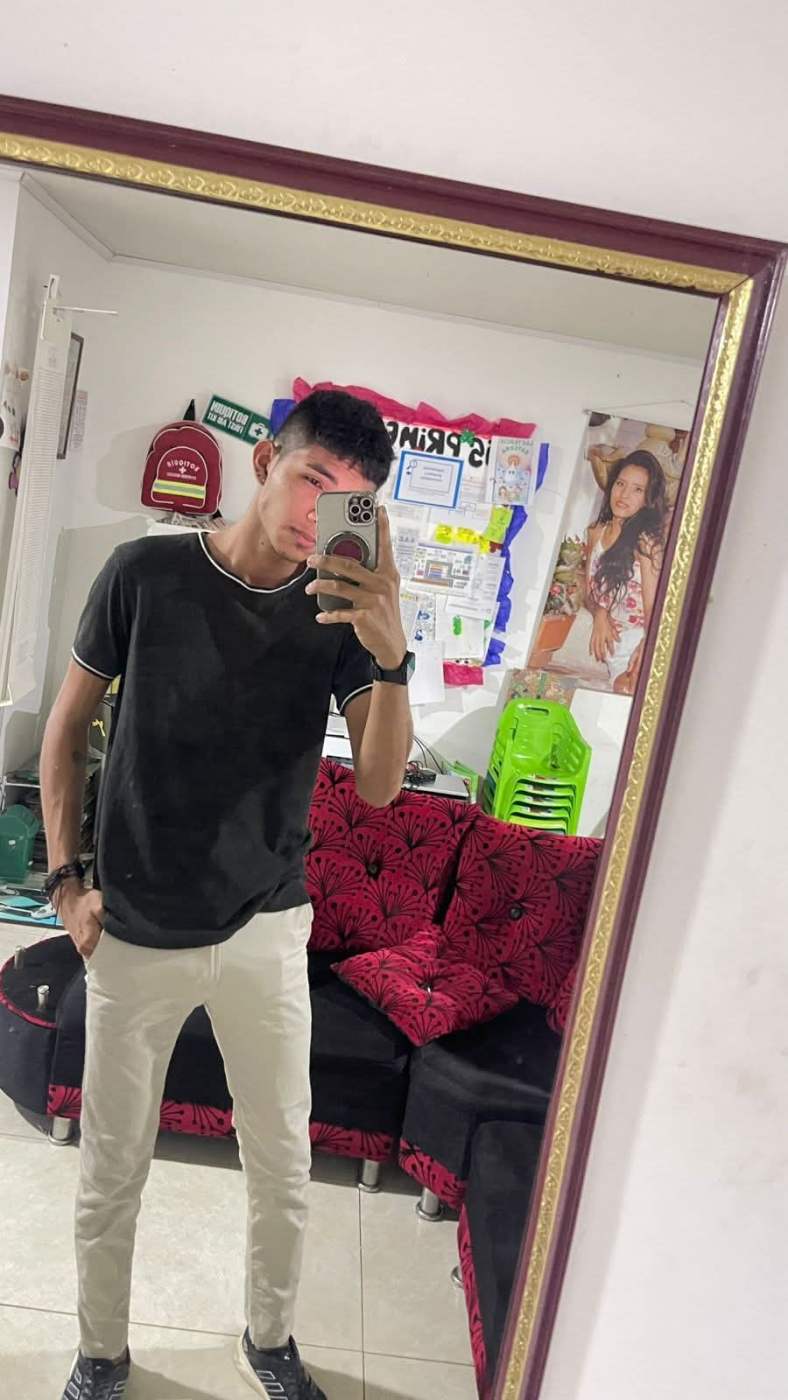 jose23 Hot or Not photo