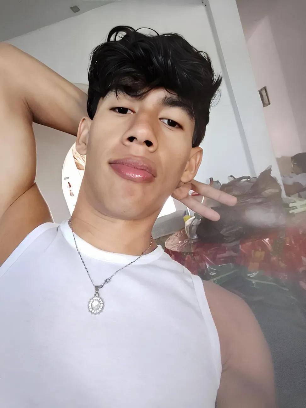 latinoalex Hot or Not photo