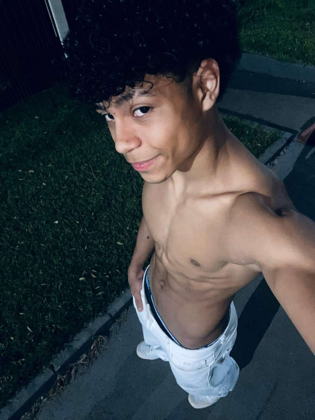 absalicious Hot or Not photo