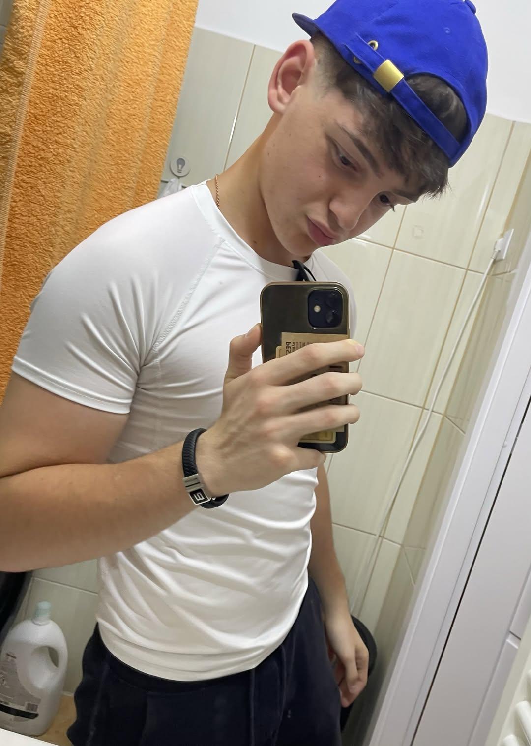 rkris public post