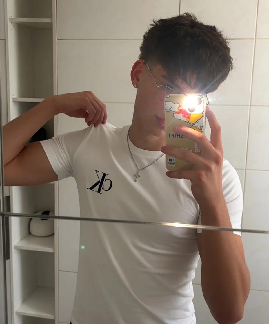 seby public post