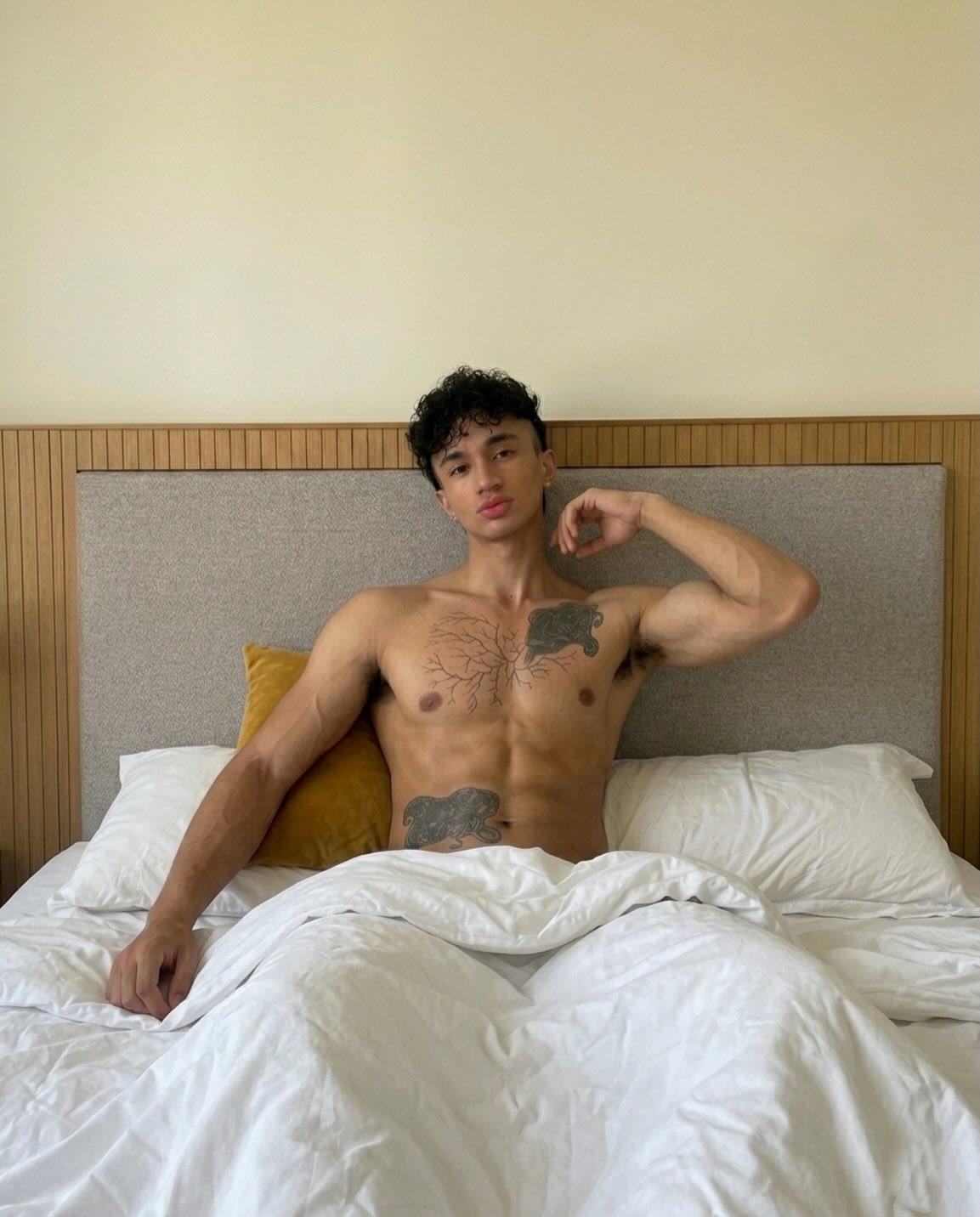andres public post