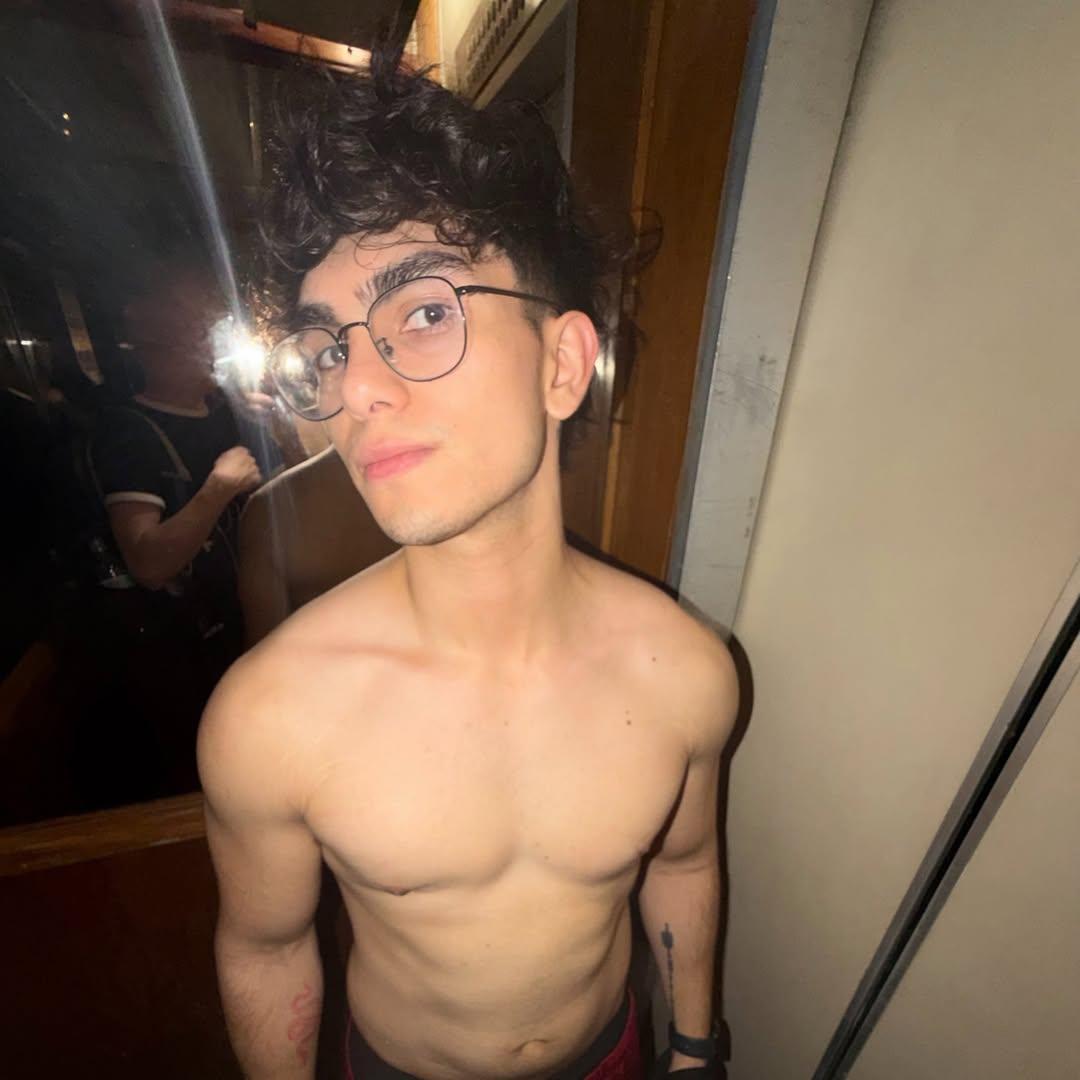 alefret public post